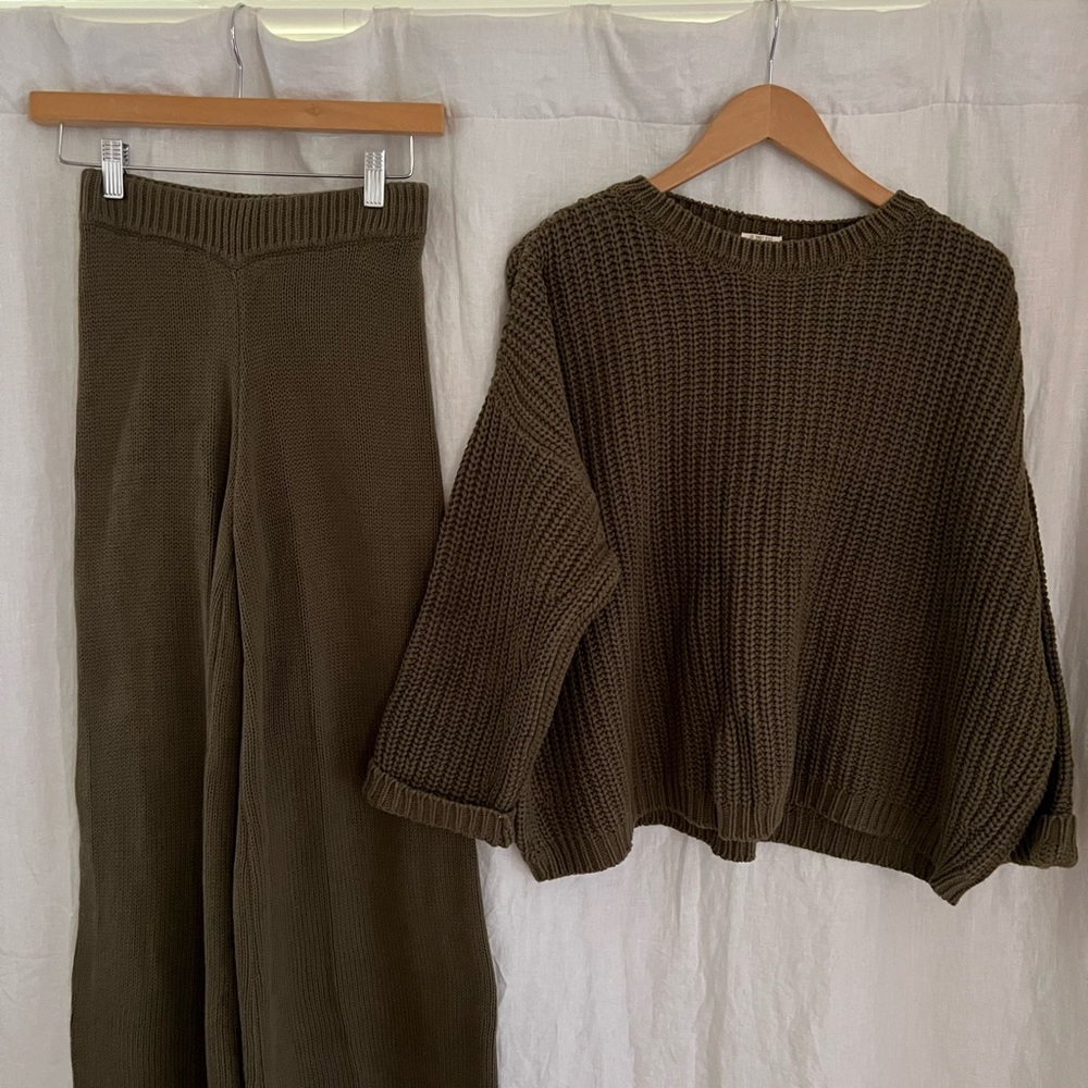 Simple folk Olive Knit Sweater ONLY ***